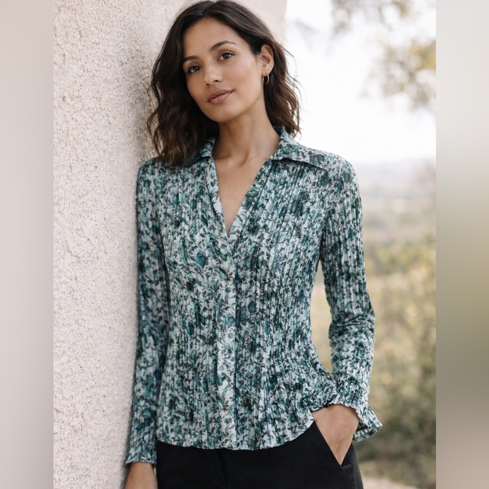 Vince Pleated Floral Blouse Silk Viscose Green Print Button Front M